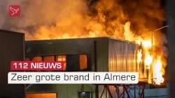 Veel schade door grote brand in Almere Buiten