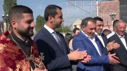 Վարդենիսում բացվեց կենտրոնական հրապարակի դրոշը կրող պատվանդանը
