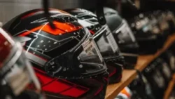 What to keep in mind when buying a motorcycle helmet?